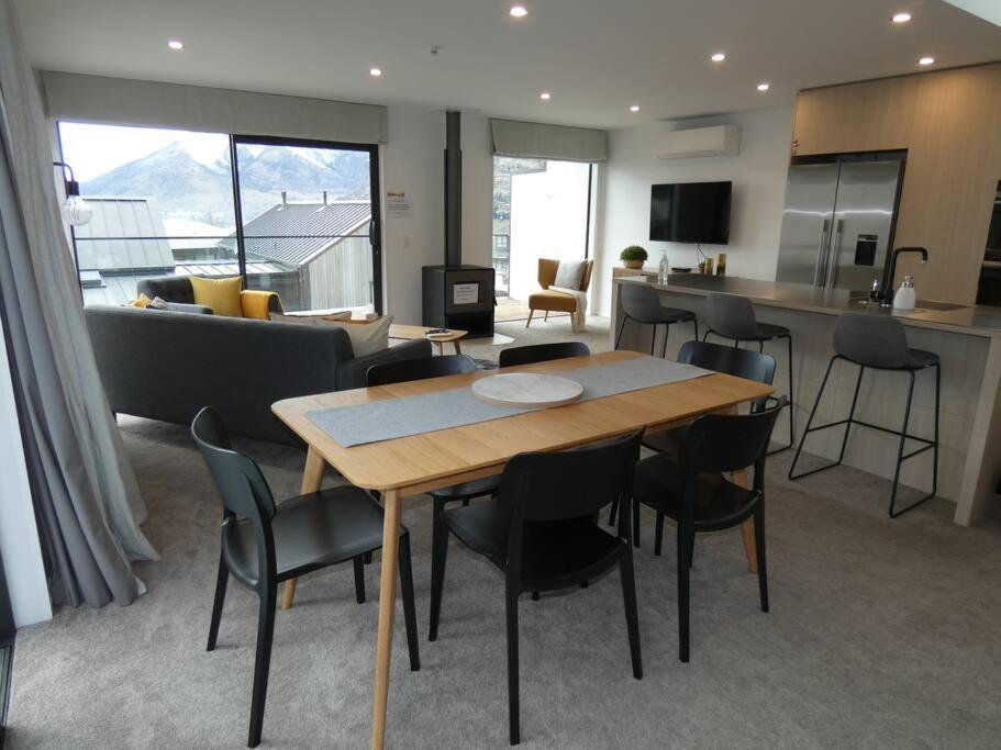 Holiday home Remarkable, Cozy 3 Bedroom, 2 Bathroom Townhouse *